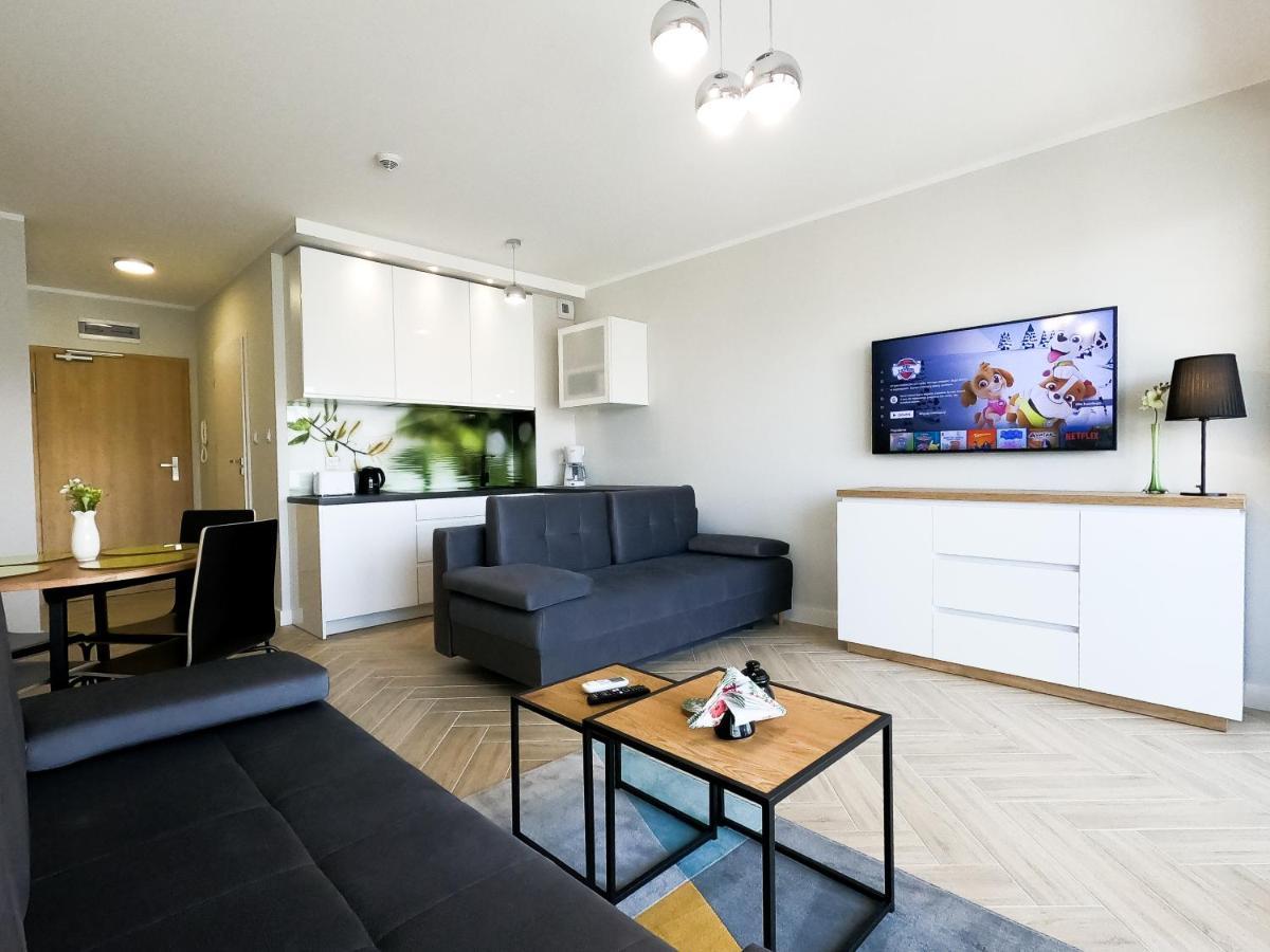 Baltic Comfort Spa Apartment With Free Pool, Saunas & Fitness - Kasprowicza 20 코워브제크 외부 사진