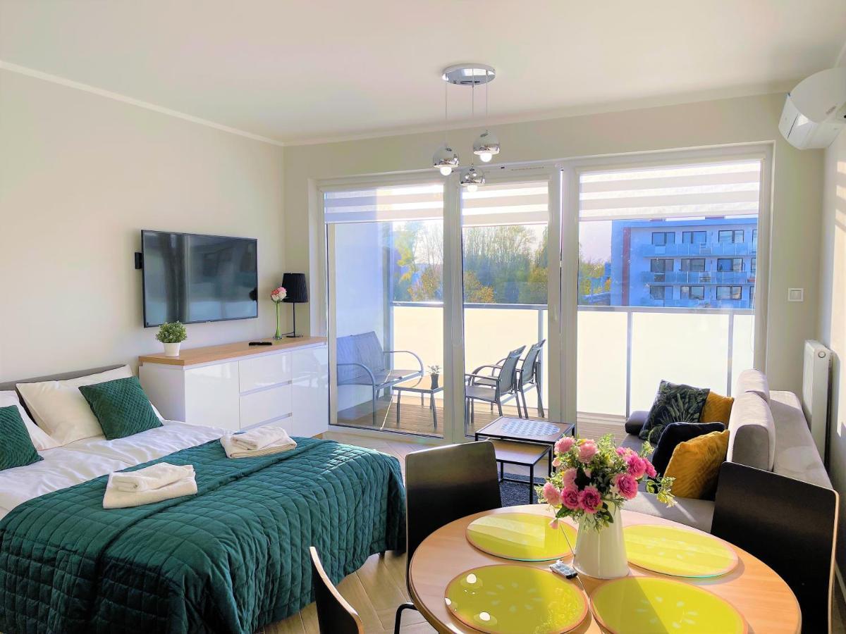 Baltic Comfort Spa Apartment With Free Pool, Saunas & Fitness - Kasprowicza 20 코워브제크 외부 사진